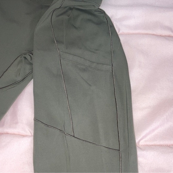 ARC’TERYX - Women's Oriel Legging - Picture 4 of 7